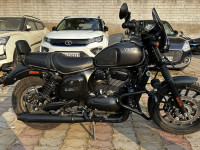 Yezdi Roadster Dark 2023 Model