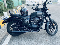 Yezdi Roadster Dark