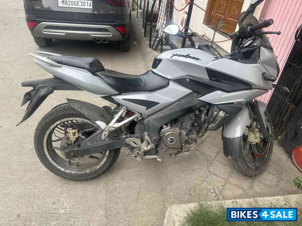 Bajaj Pulsar AS 200