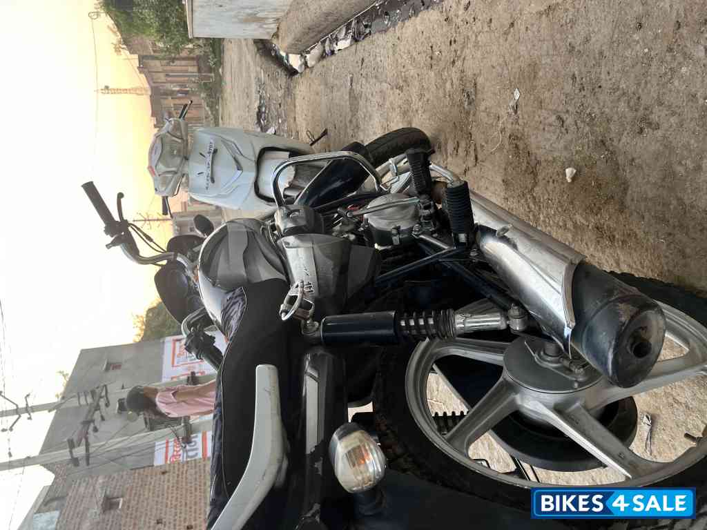 Black Hero HF Deluxe BS6 Black Hero HF Deluxe BS6