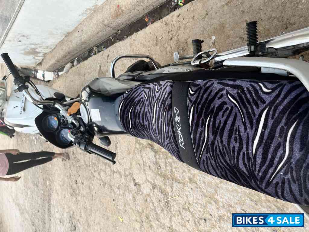 Black Hero HF Deluxe BS6 Black Hero HF Deluxe BS6