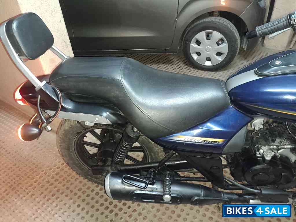 Bajaj Avenger Street 150