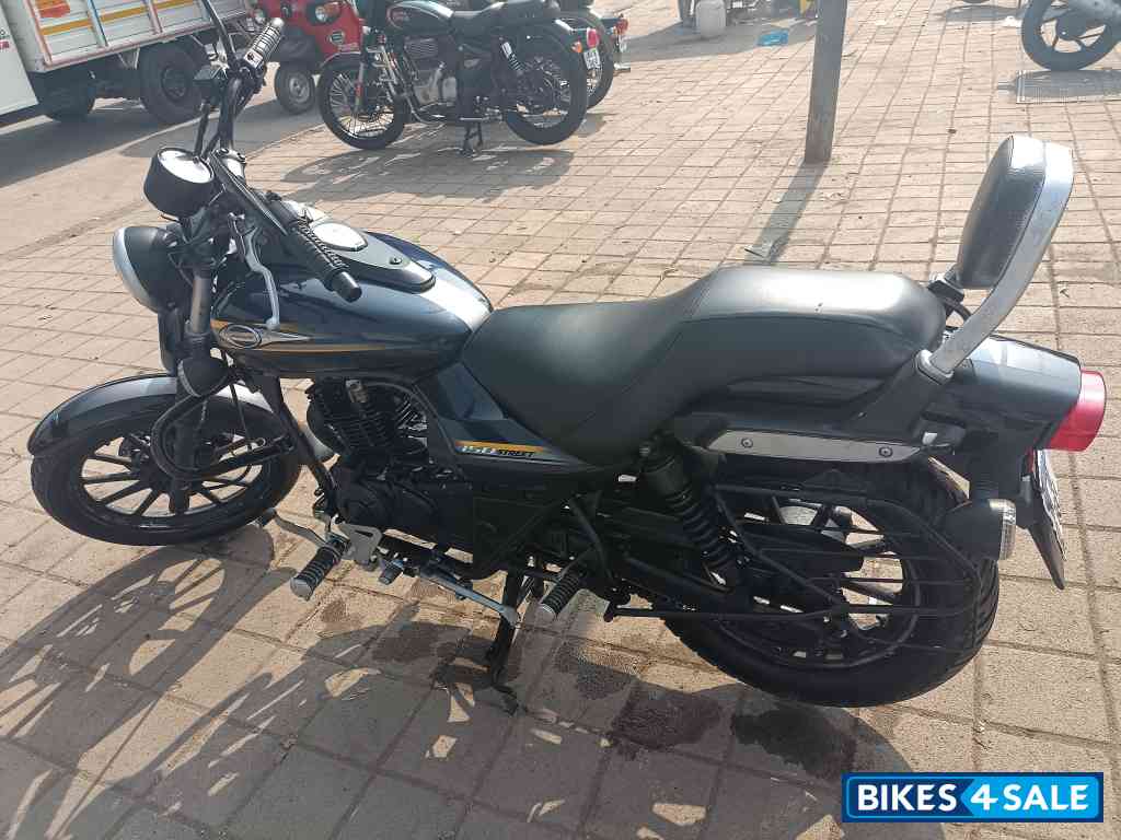 Bajaj Avenger Street 150