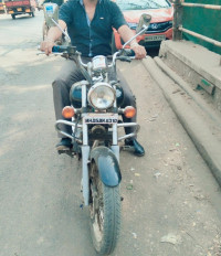 Bajaj Avenger 200 DTS-i