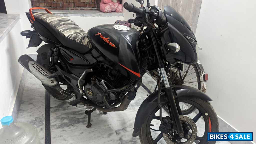 Bajaj Pulsar 125