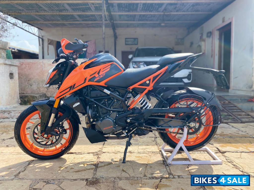 KTM Duke 200 ABS