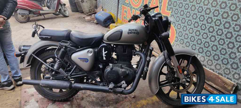 Royal Enfield Classic 350
