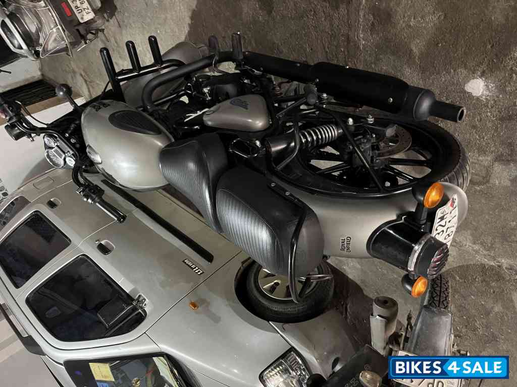 Royal Enfield Classic 350