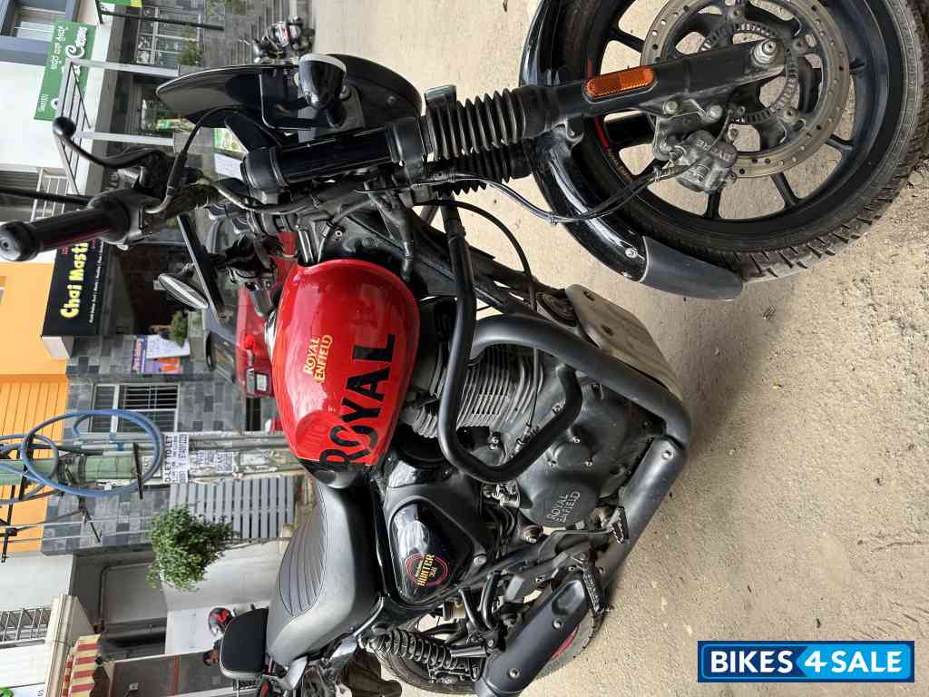 Royal Enfield Hunter 350 Metro