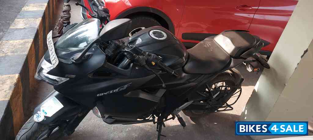 Black Matte Suzuki Gixxer SF 250