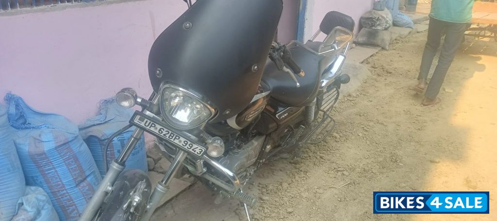 Bajaj Avenger Cruise 220
