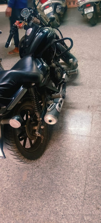 Black Bajaj Avenger Street 160 BS6