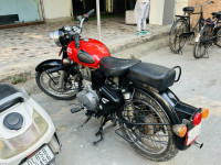 Royal Enfield Classic 350 Redditch Red