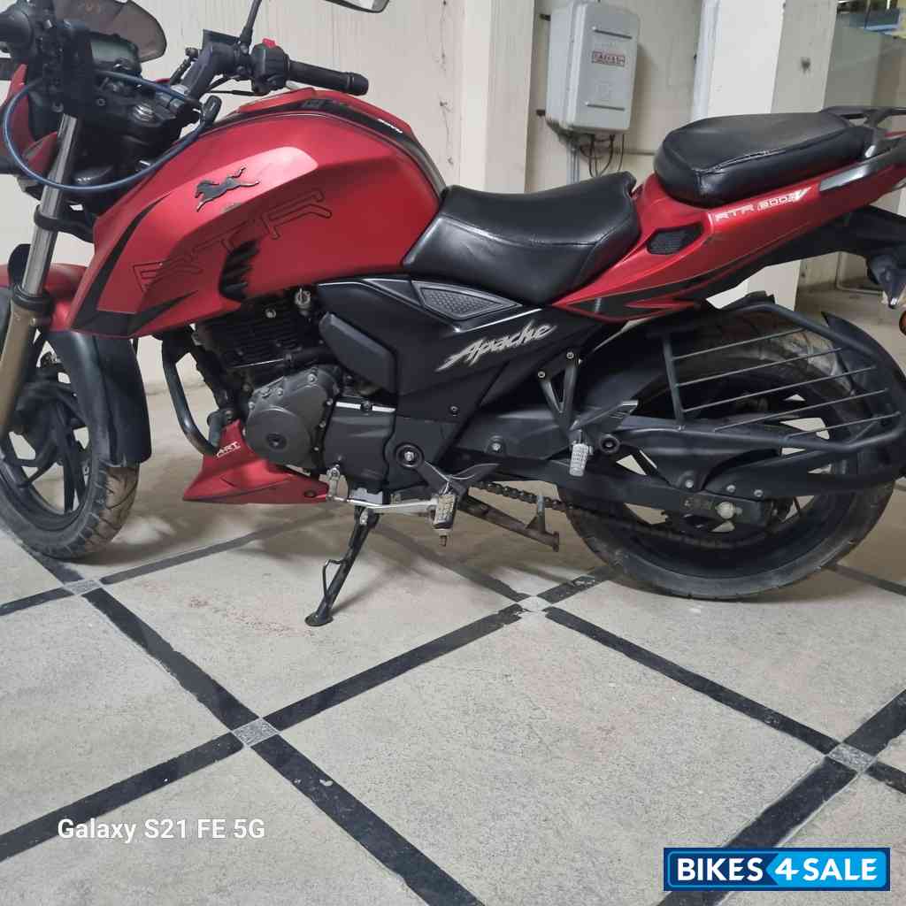 TVS Apache RTR 200 4V Race Edition 2.0