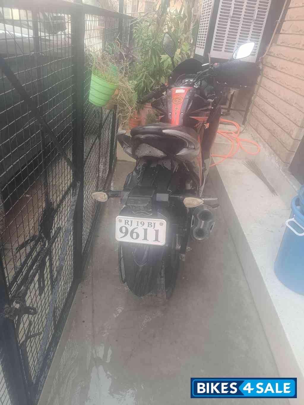 Red And Black Suzuki Gixxer SF Fi