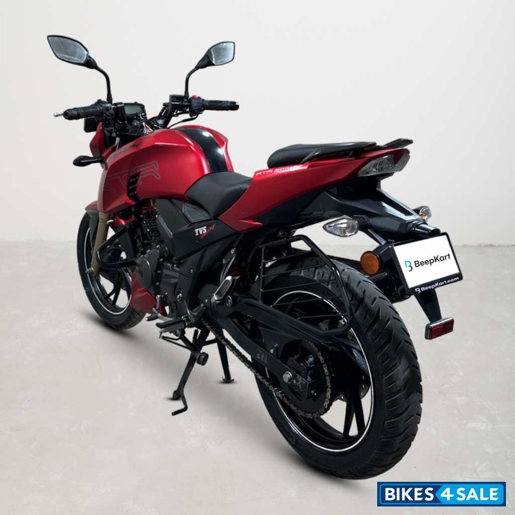TVS Apache RTR 200 4V