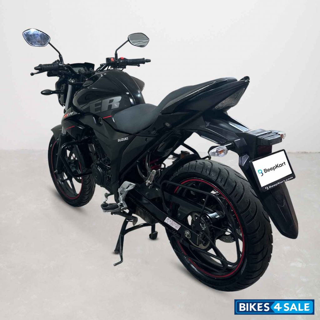 Suzuki Gixxer BS6