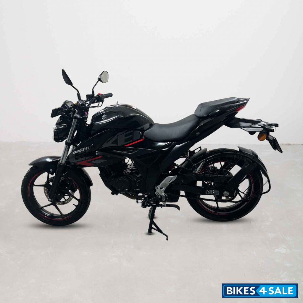 Suzuki Gixxer BS6