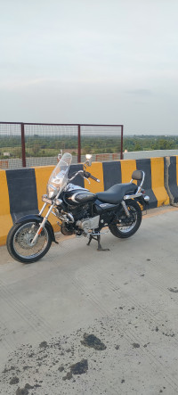 Bajaj Avenger