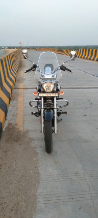 Bajaj Avenger