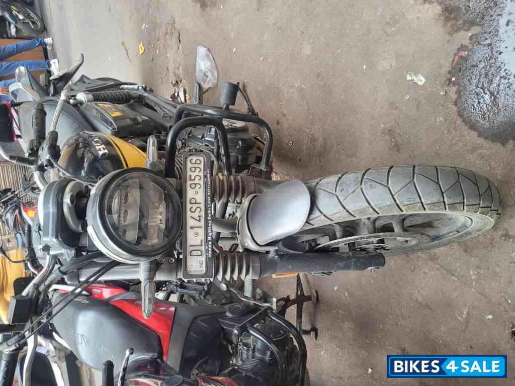 Yello Black Honda CB350RS