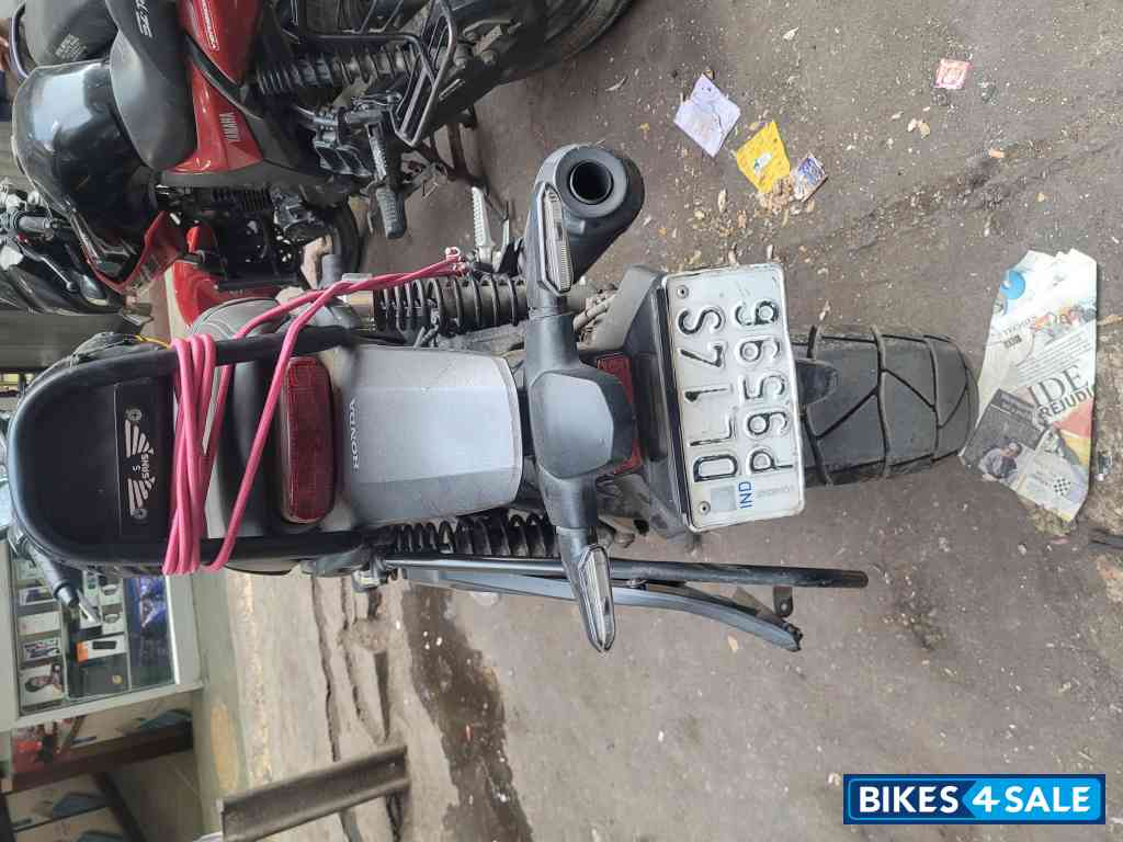 Yello Black Honda CB350RS