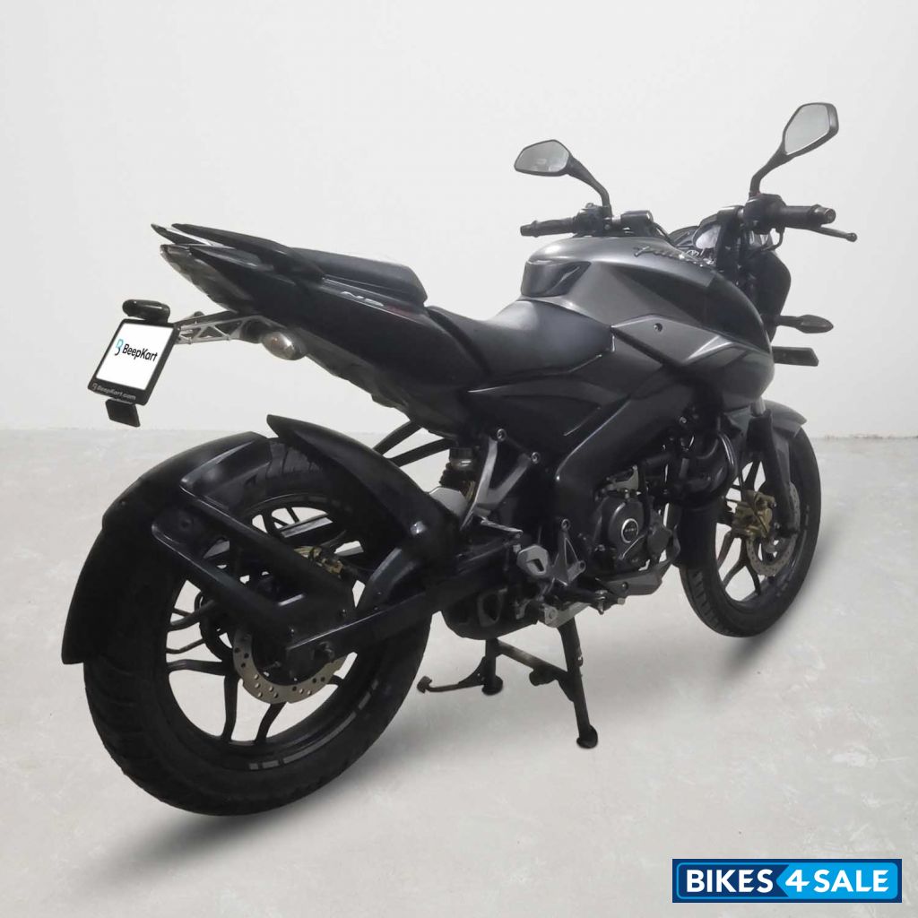 Bajaj Pulsar NS 160