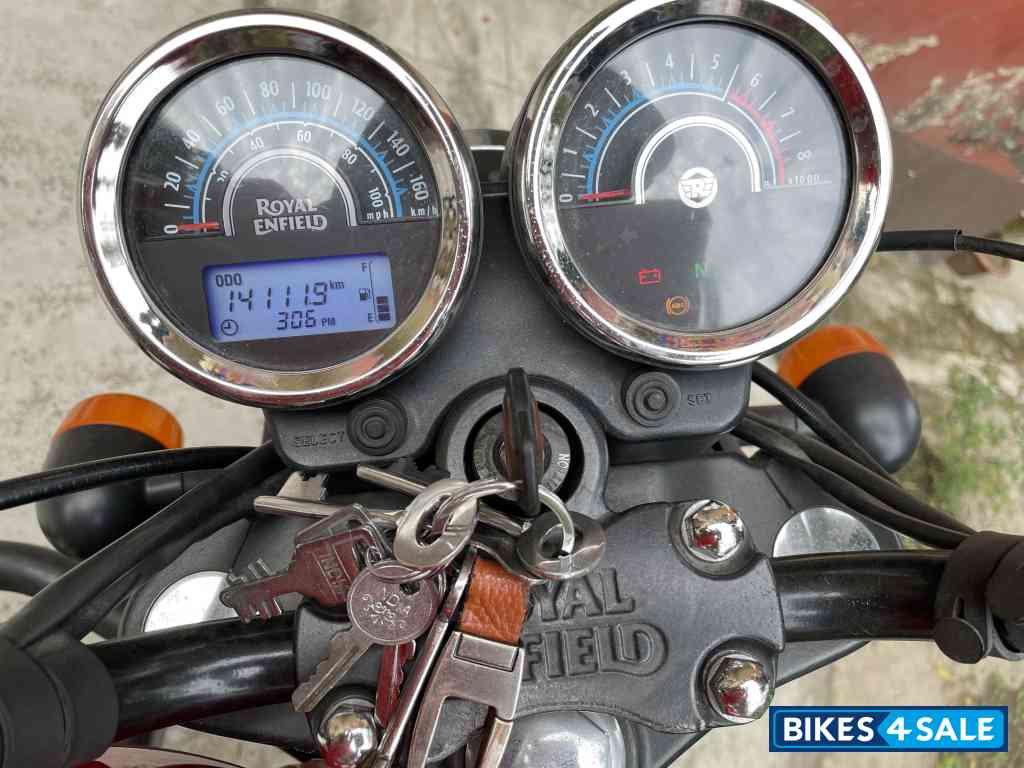 Red Royal Enfield Thunderbird X 350