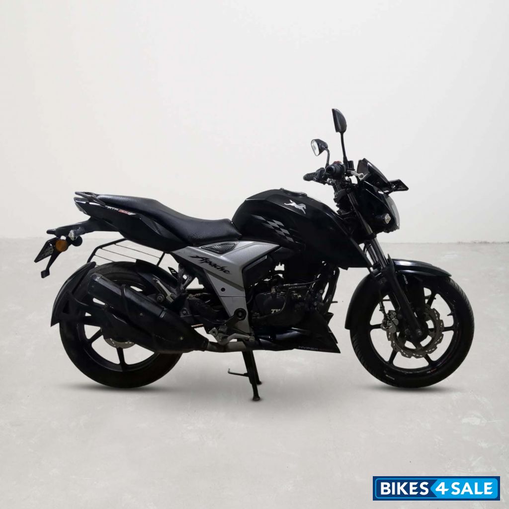 TVS Apache RTR 160 4V