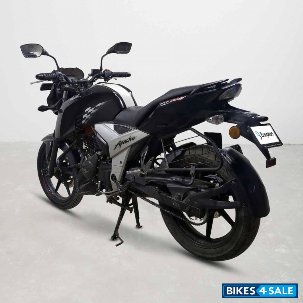 TVS Apache RTR 160 4V