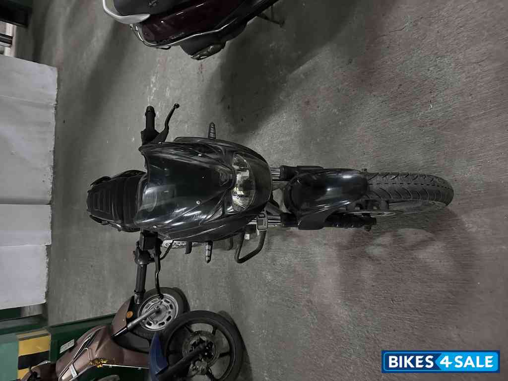 Bajaj Pulsar 180