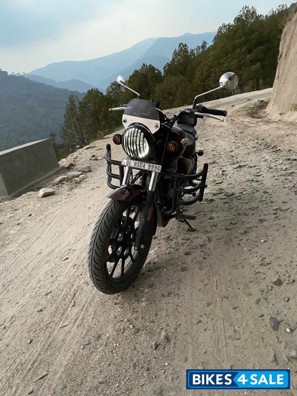 Royal Enfield Meteor 350 Stellar