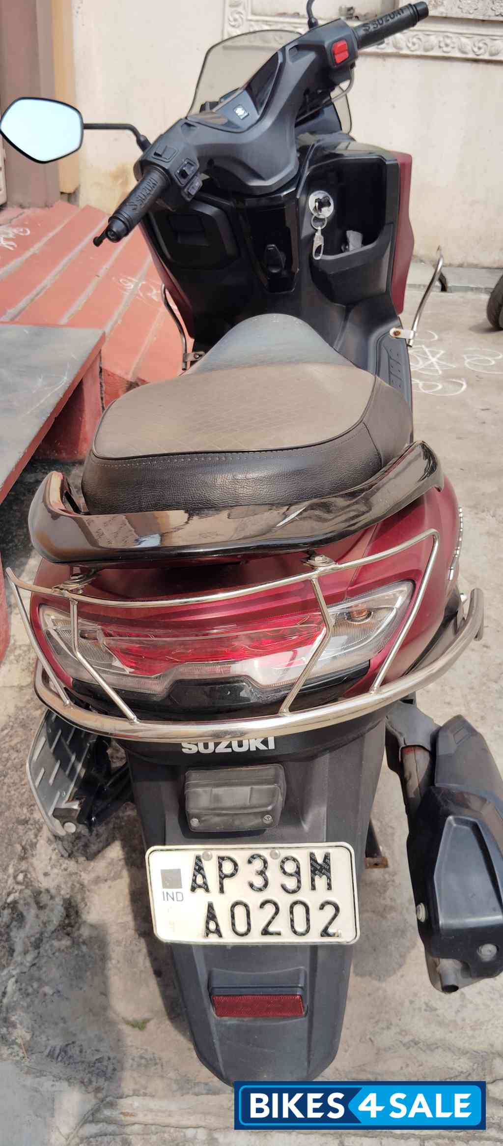 Suzuki Burgman Street Bluetooth Enabled