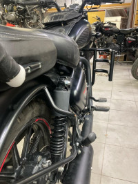 Royal Enfield Classic Stealth Black  Model