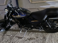 Blue Bajaj Avenger Street 150