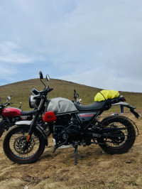 Graphite Red Royal Enfield Scram 411