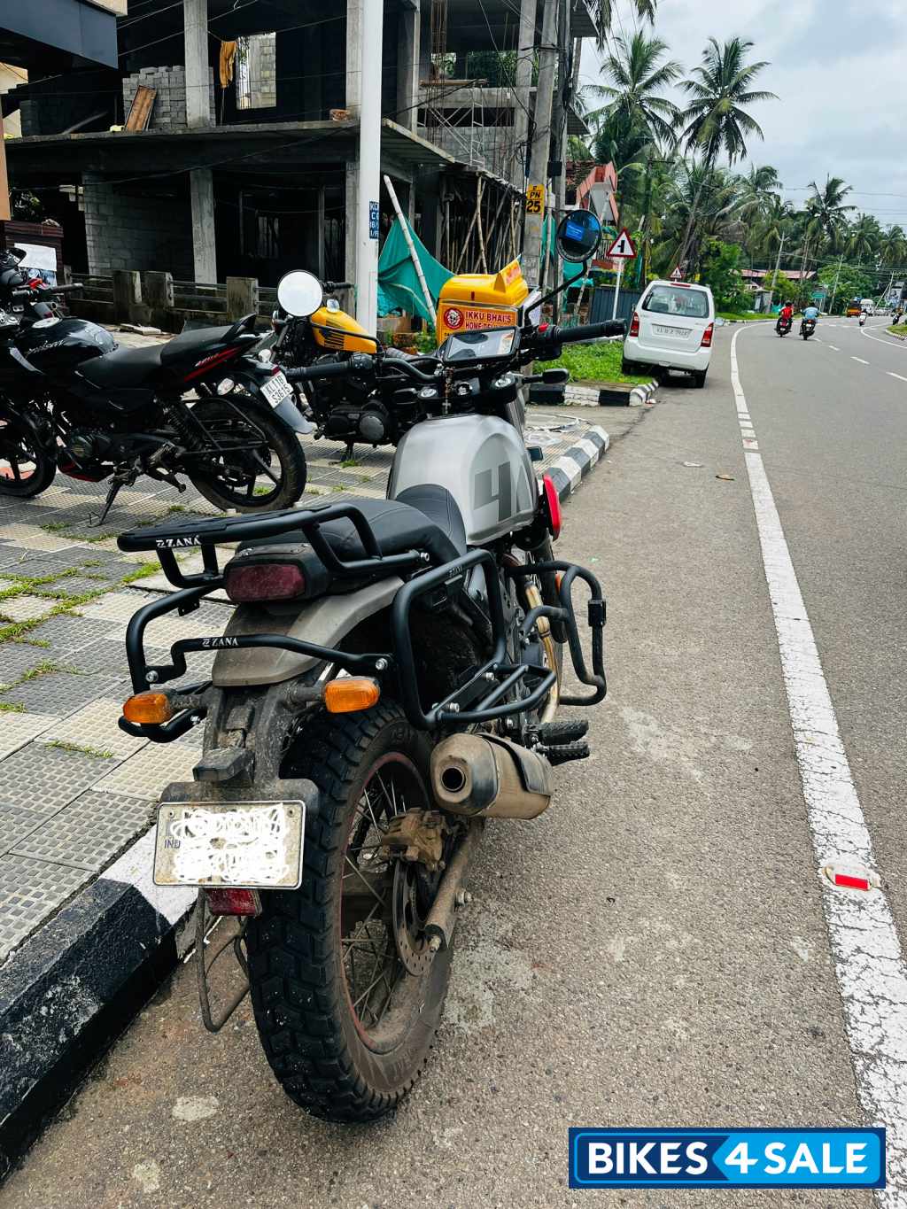 Graphite Red Royal Enfield Scram 411