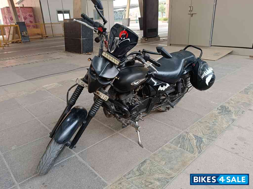 Bajaj Avenger Street 220