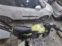 Olive Green Yezdi Scrambler Dual Tone