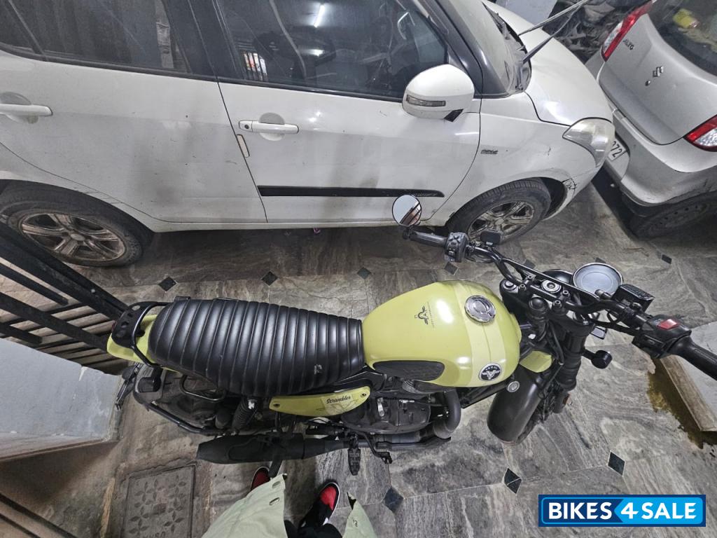 Olive Green Yezdi Scrambler Dual Tone