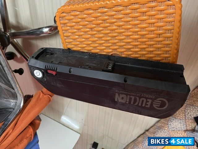 Bicycle  Tata Double Socker Electric Cycle