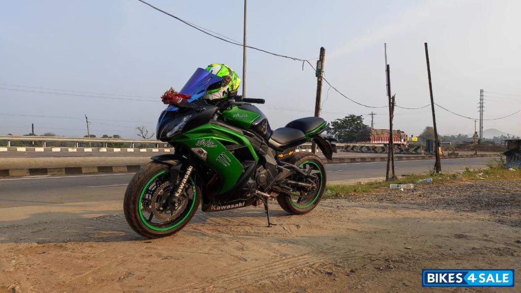 Green Kawasaki Ninja 650R