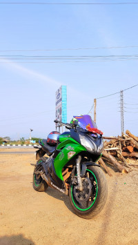 Green Kawasaki Ninja 650R