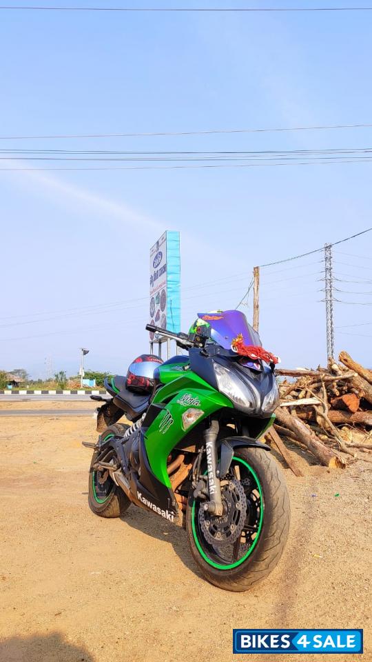 Green Kawasaki Ninja 650R