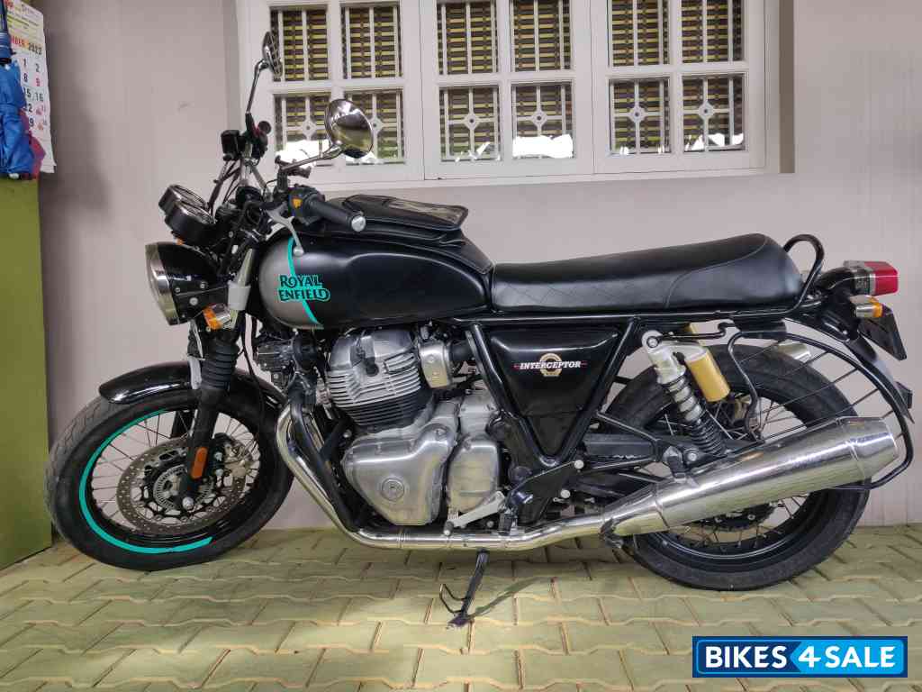 Downtown Drag Royal Enfield Interceptor 650 Twin