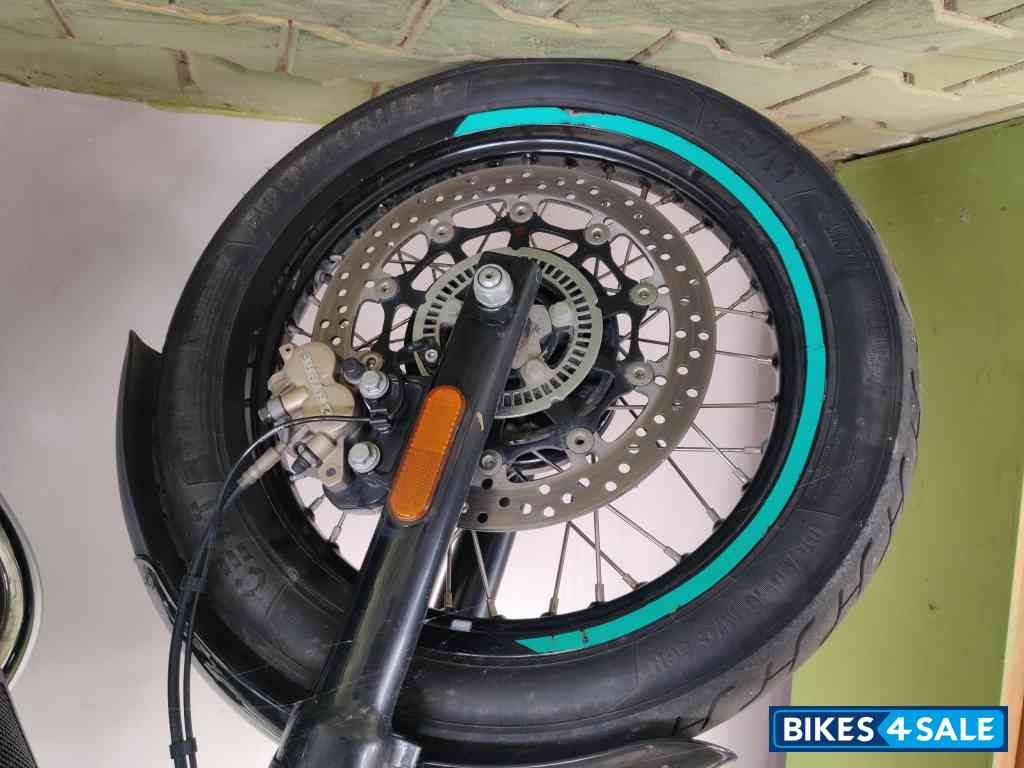 Downtown Drag Royal Enfield Interceptor 650 Twin