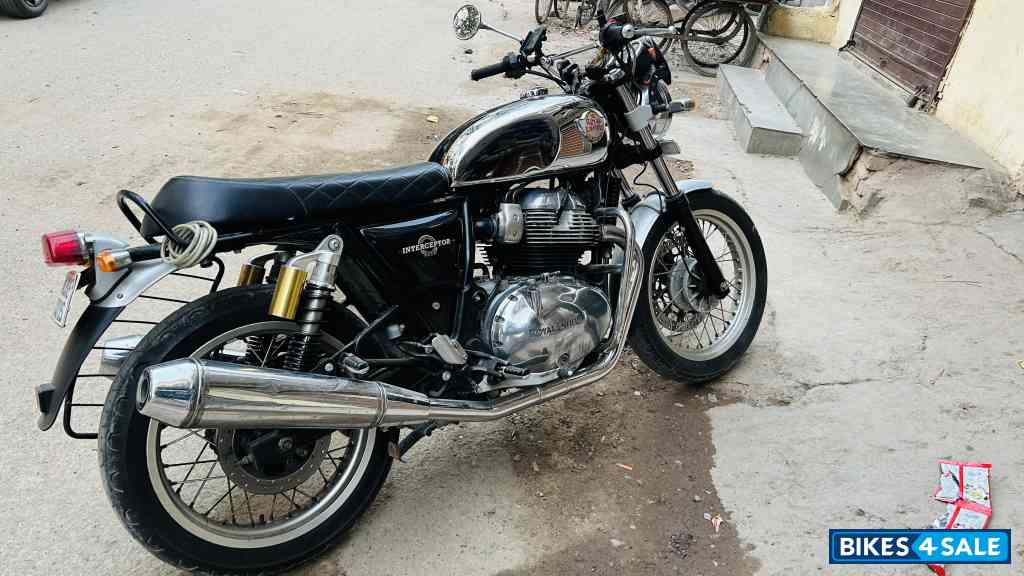 Royal Enfield Interceptor 650 Twin