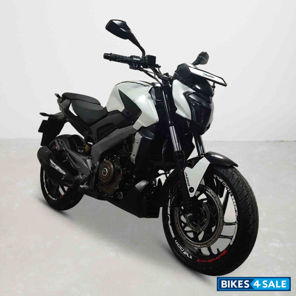 Bajaj Dominar 400