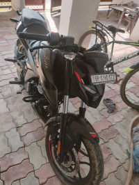 Bajaj Pulsar N160