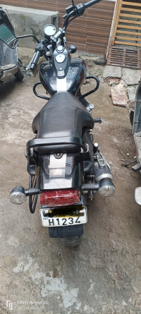 Bajaj Avenger Street 220